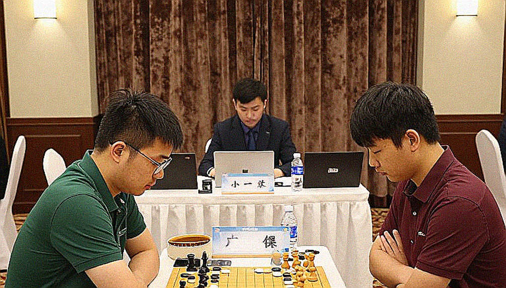ChessBase Magazine #225 का मीडिया ऑडिट: 27 मिनिएचर, चार एनोटेटर और 'लेटेस्ट ट्रेंड' का दावा